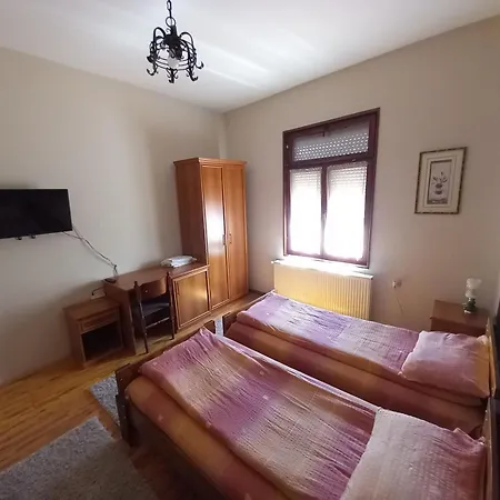 **etno Vila** -
