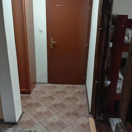 **etno Vila** - * Kruševo